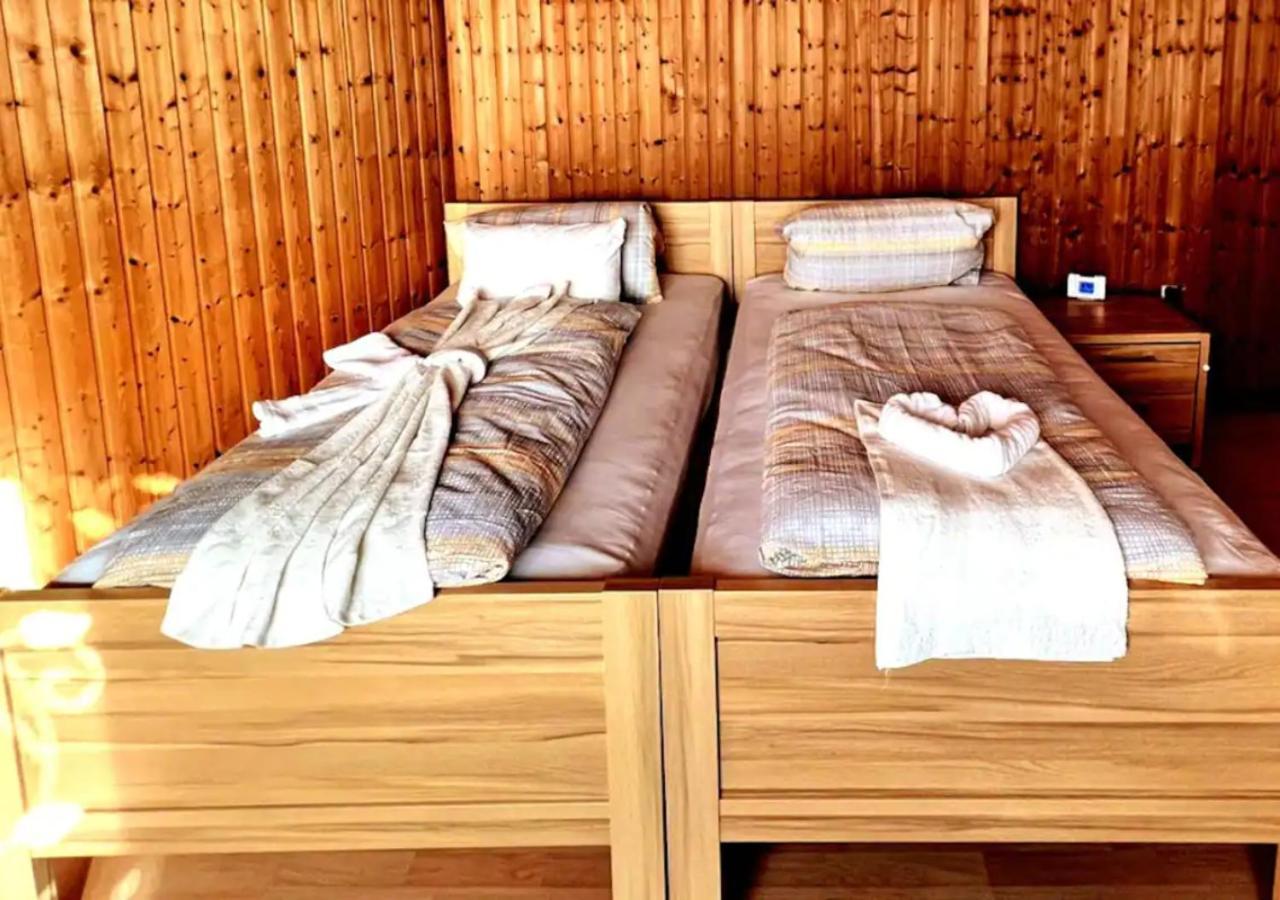 Ruhige Freistehender Bungalow Mit Parkplatz ベックム エクステリア 写真