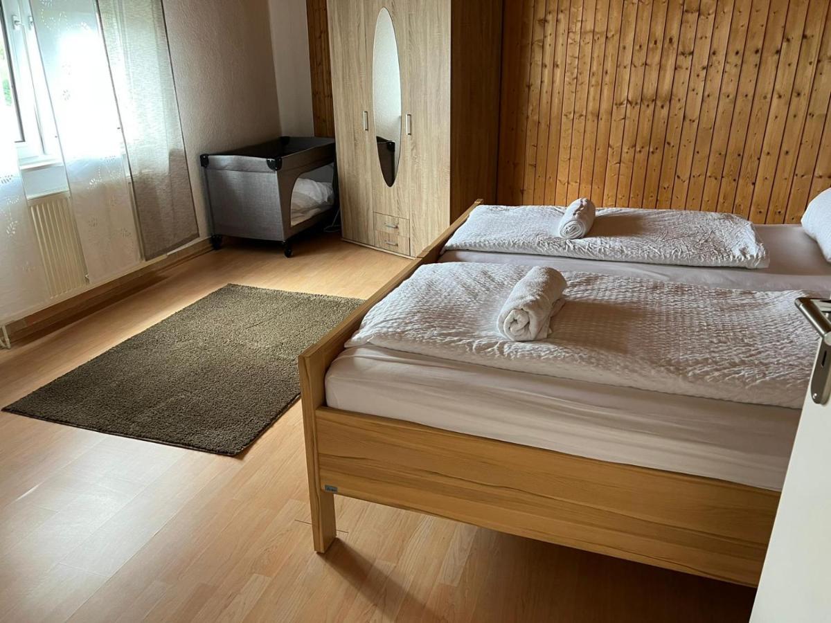 Ruhige Freistehender Bungalow Mit Parkplatz ベックム エクステリア 写真