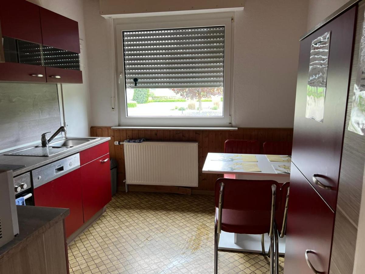 Ruhige Freistehender Bungalow Mit Parkplatz ベックム エクステリア 写真
